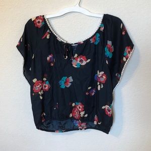 American Eagle Cropped Blouse